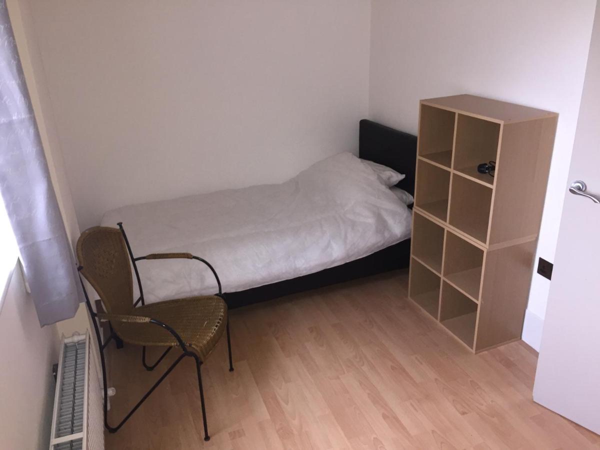 Large 2-Bed House Derbyshire Off Chatsworth Rd Chesterfield Exteriér fotografie
