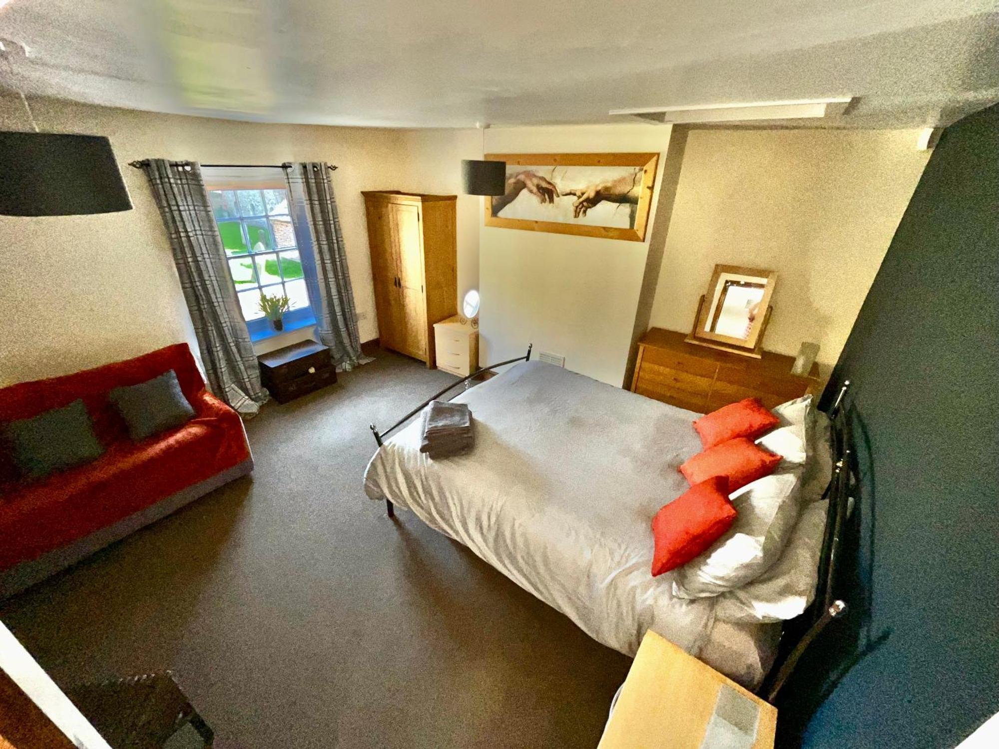 Large 2-Bed House Derbyshire Off Chatsworth Rd Chesterfield Exteriér fotografie