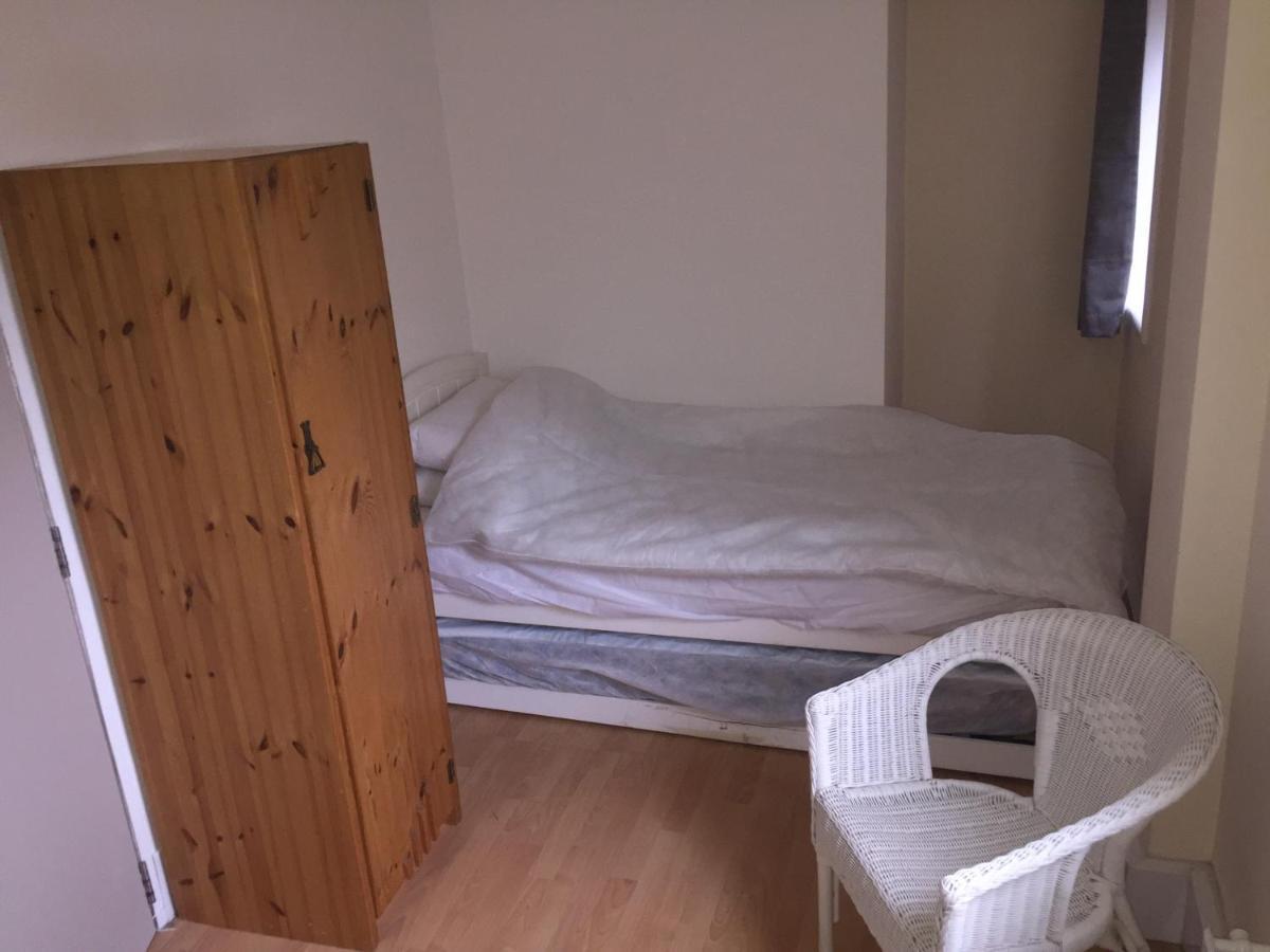 Large 2-Bed House Derbyshire Off Chatsworth Rd Chesterfield Exteriér fotografie